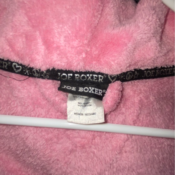 Fuzzy Pink Joe Boxer Robe - Picture 2 of 3